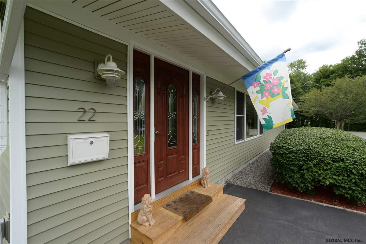 22 Knadler Drive Colonie, NY 12110 - Photo 3 of 24 Photo 3