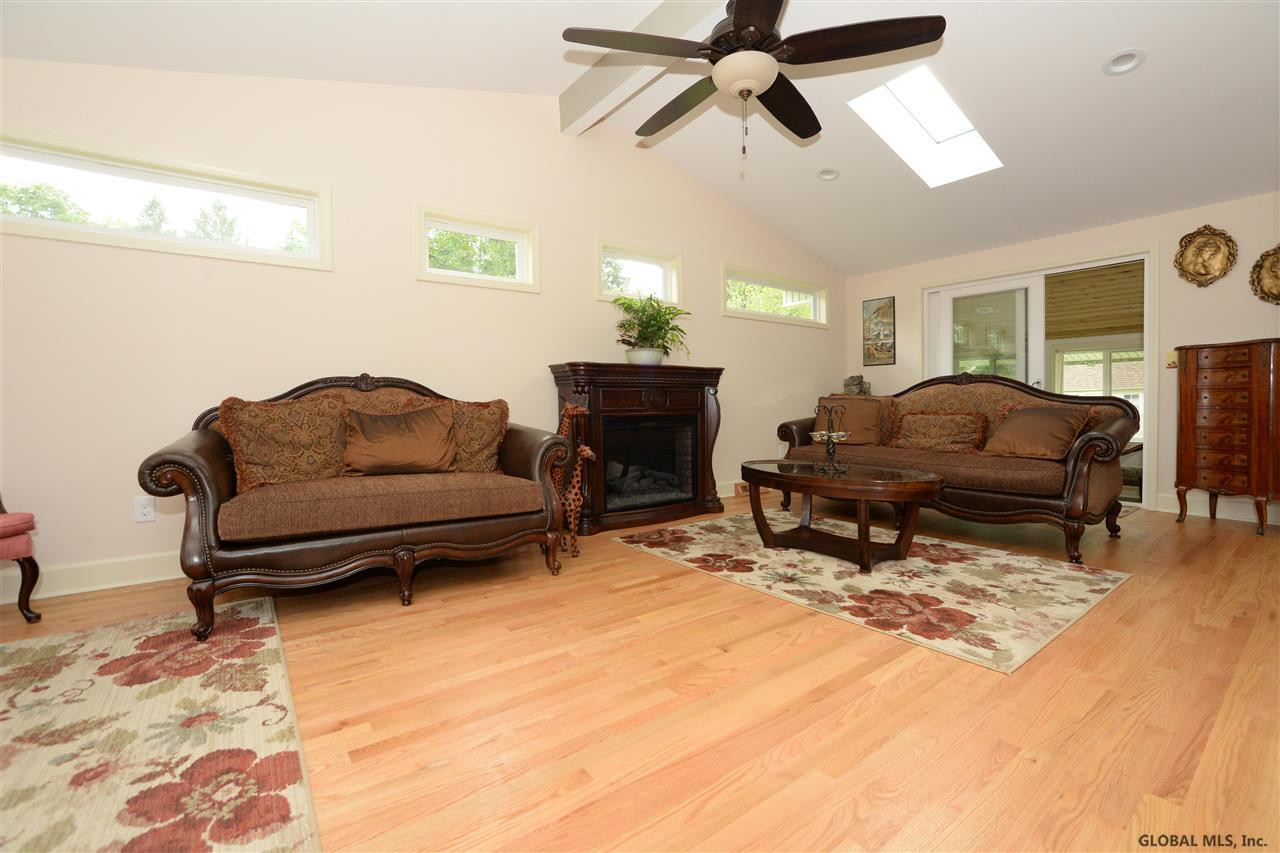 22 Knadler Drive Colonie, NY 12110 - Photo 7 of 24 Photo 7