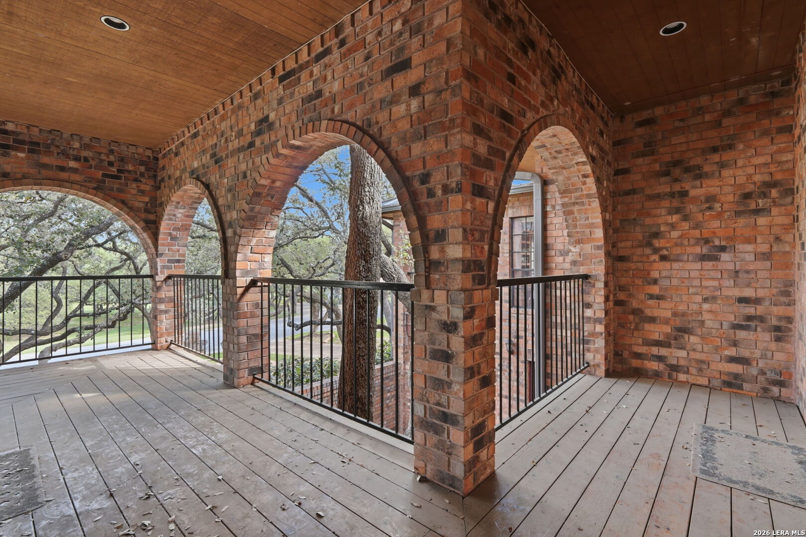 12727 Old Wick Road San Antonio, TX 78230 - Photo 10 of 36