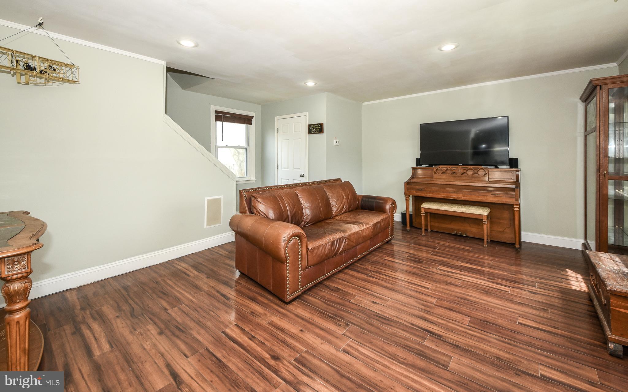 1100 North York Road Willow Grove, PA 19090 - Photo 11 of 27 Gallery Image 11