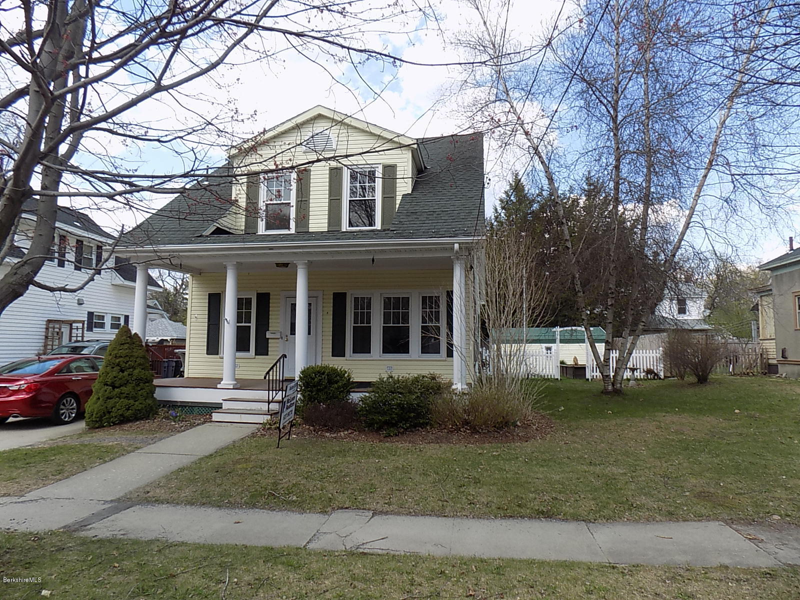 38 Harding Street Pittsfield, MA 01201 - Photo 1 of 20 DSCN0058