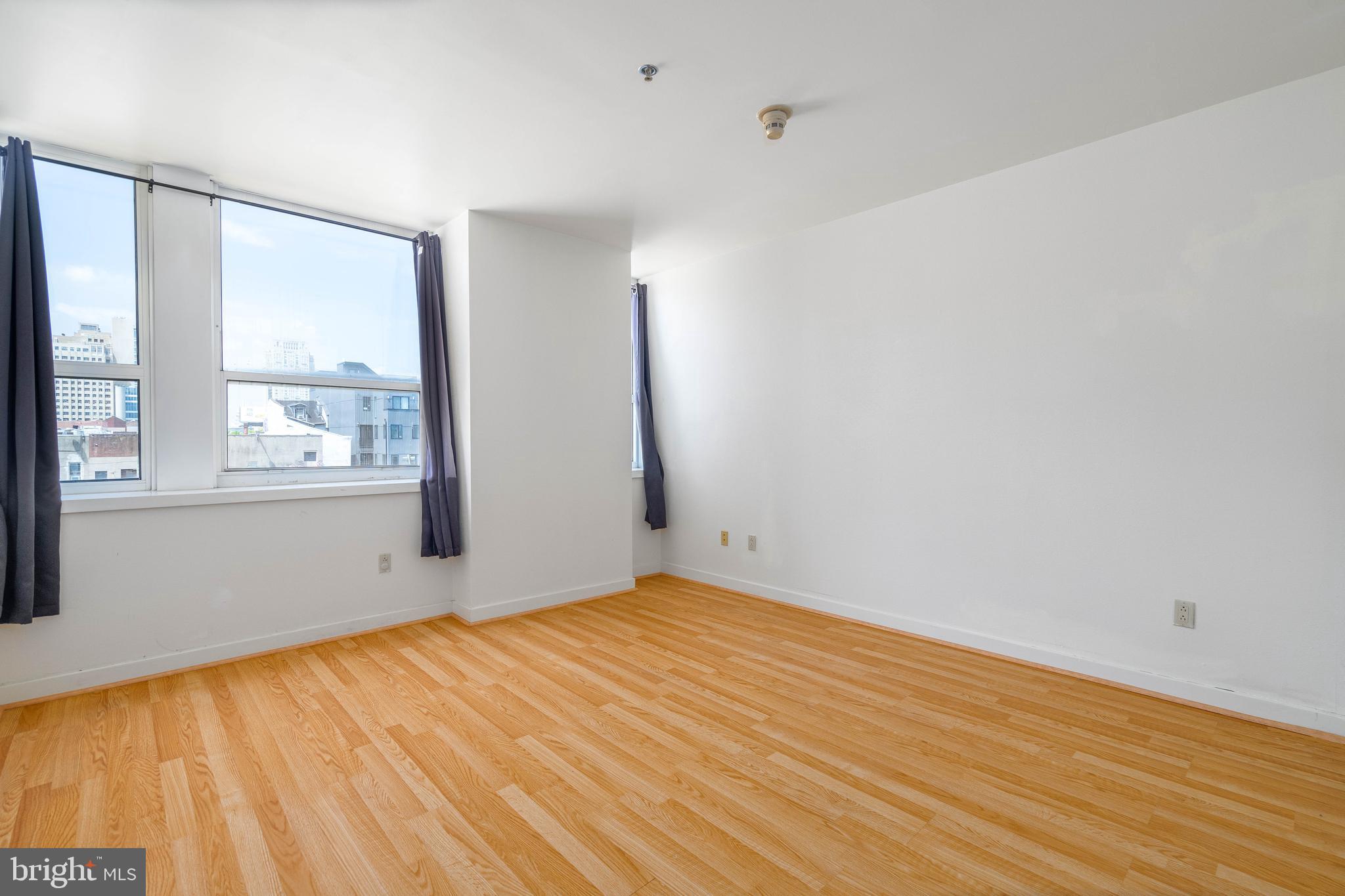 1100 Vine Street, Unit 415 Philadelphia, PA 19107 - Photo 10 of 13