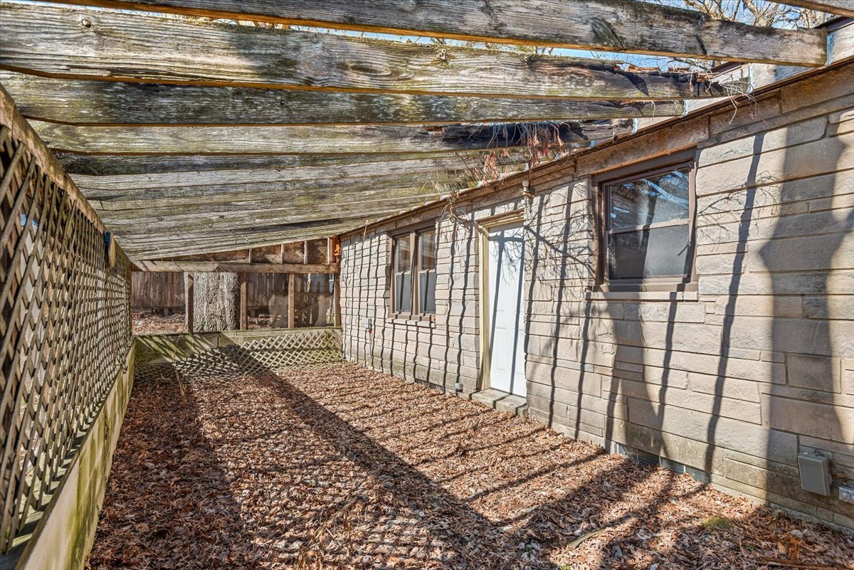 2919 Wasson Way Decatur, IL 62521 - Photo 25 of 31