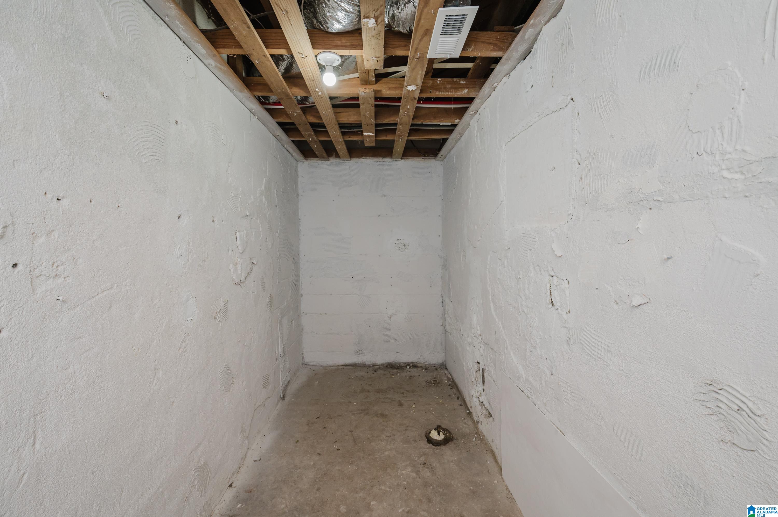615 Ridge Top Circle Birmingham, AL 35206 - Photo 58 of 77 Gallery Image 58