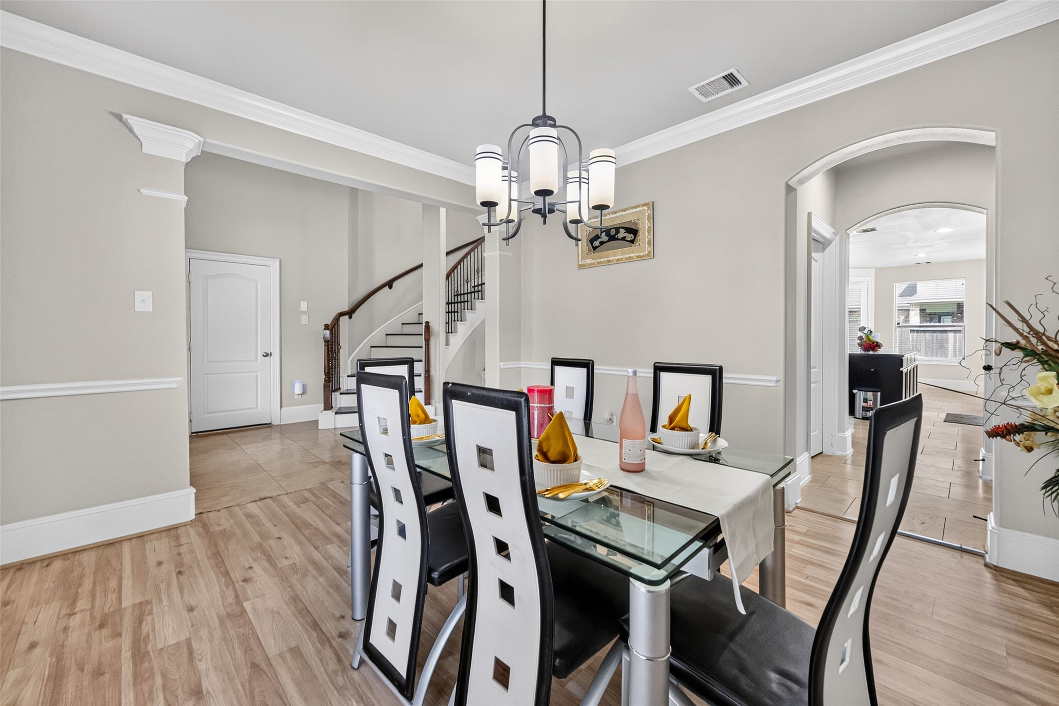 9439 Emerald Lakes Drive Rosharon, TX 77583 - Photo 8 of 35 Gallery Image 8
