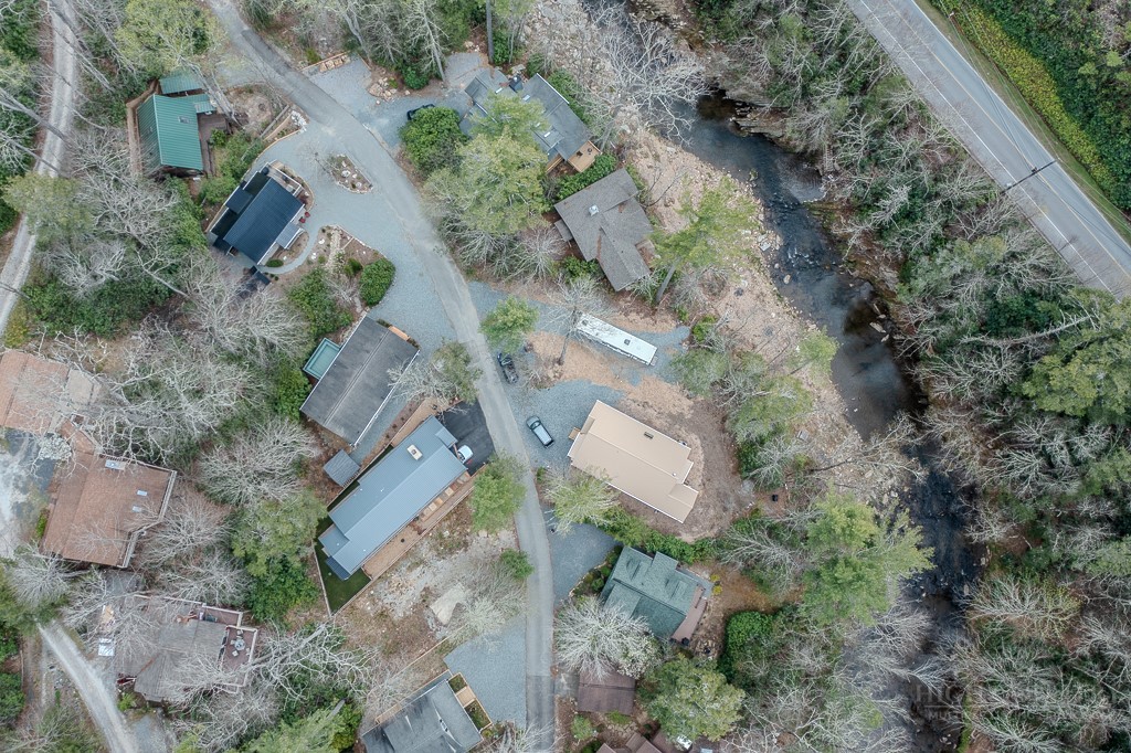 35 Pine Loop Newland, NC 28657 - Photo 11 of 12