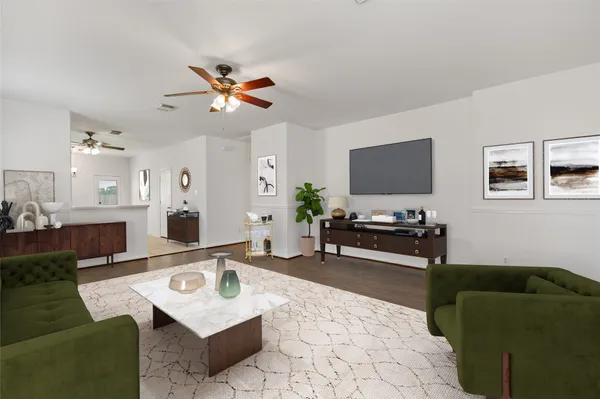 $2,050 | 5425 Jefferson Street, Pearland, TX 77584