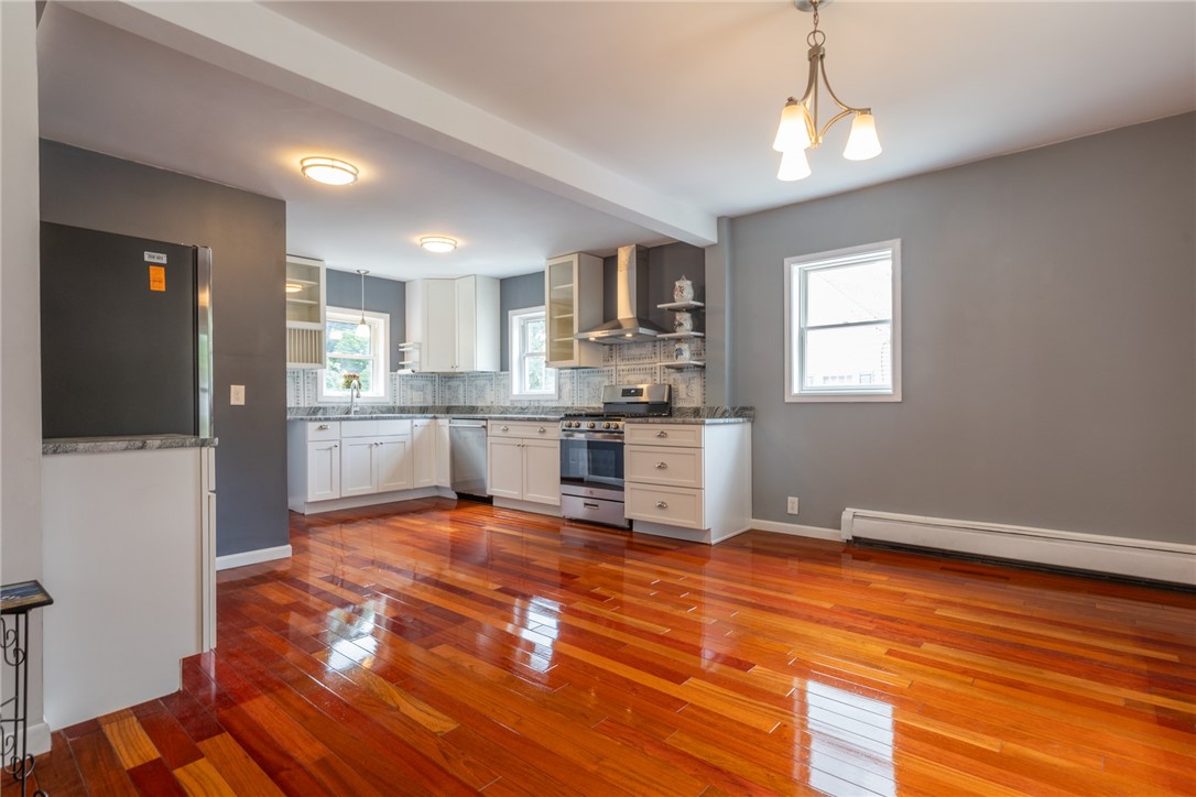 44 Ruth Avenue East Providence, RI 02916 - Photo 4 of 41 Gallery Image 4