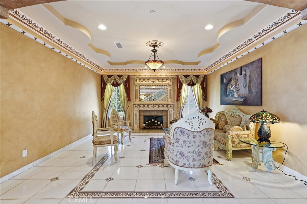 7252 Boice Lane Riverside, CA 92506 - Photo 19 of 59 Formal living room