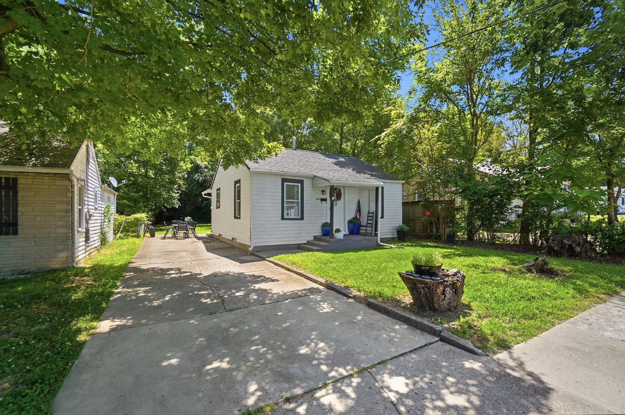 124 4th Avenue Springfield, OH 45505 - Photo 2 of 21 004