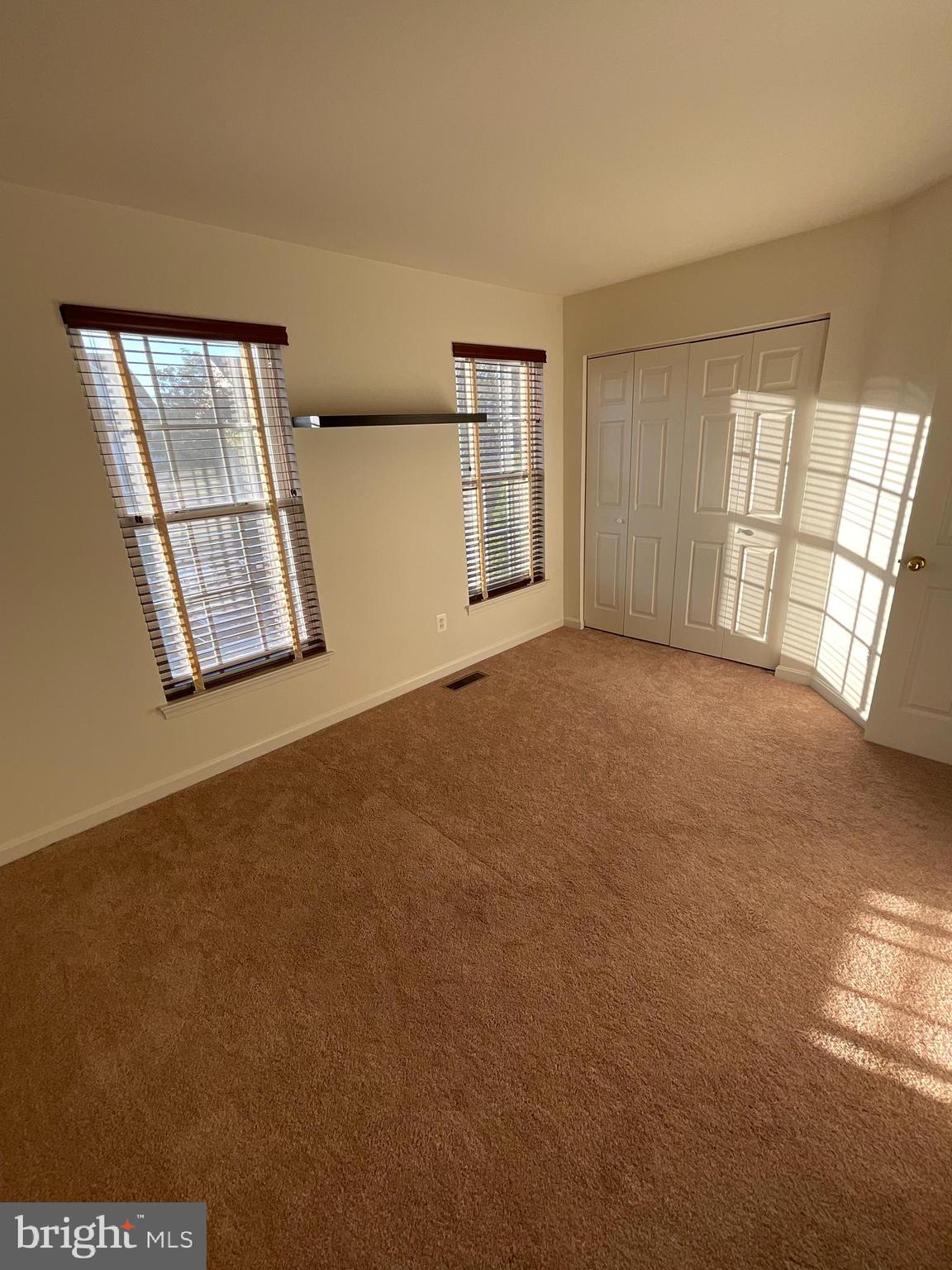 42793 Pilgrim Square Chantilly, VA 20152 - Photo 12 of 22 Bedroom 1