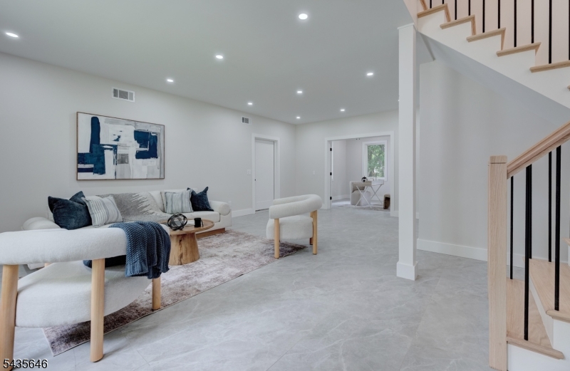 896 Union Valley Road West Milford, NJ 07480 - Photo 14 of 36