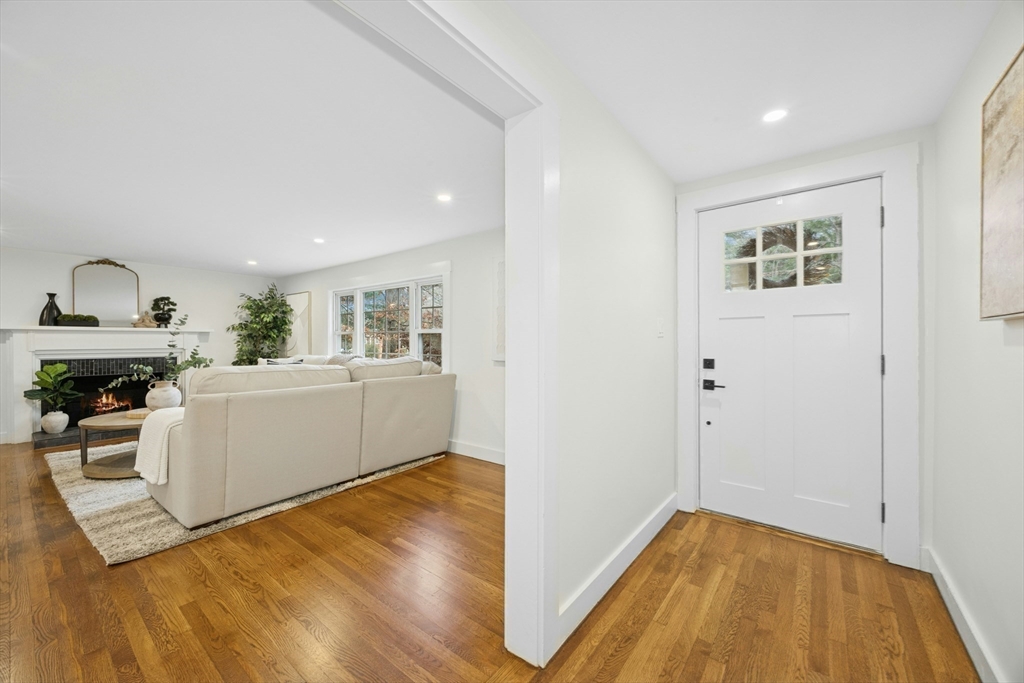 8 Old Farm Road Hanover, MA 02339 - Photo 18 of 38