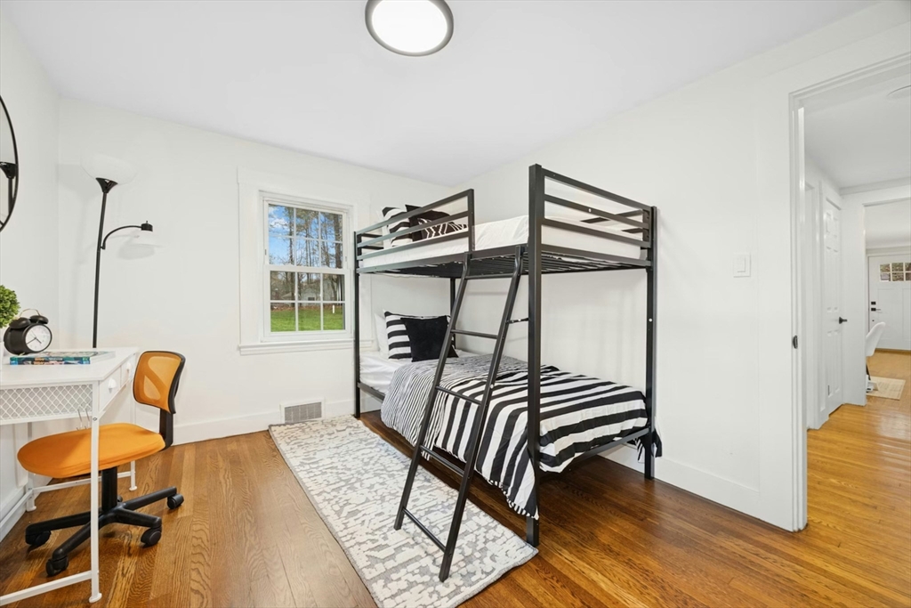 8 Old Farm Road Hanover, MA 02339 - Photo 22 of 38