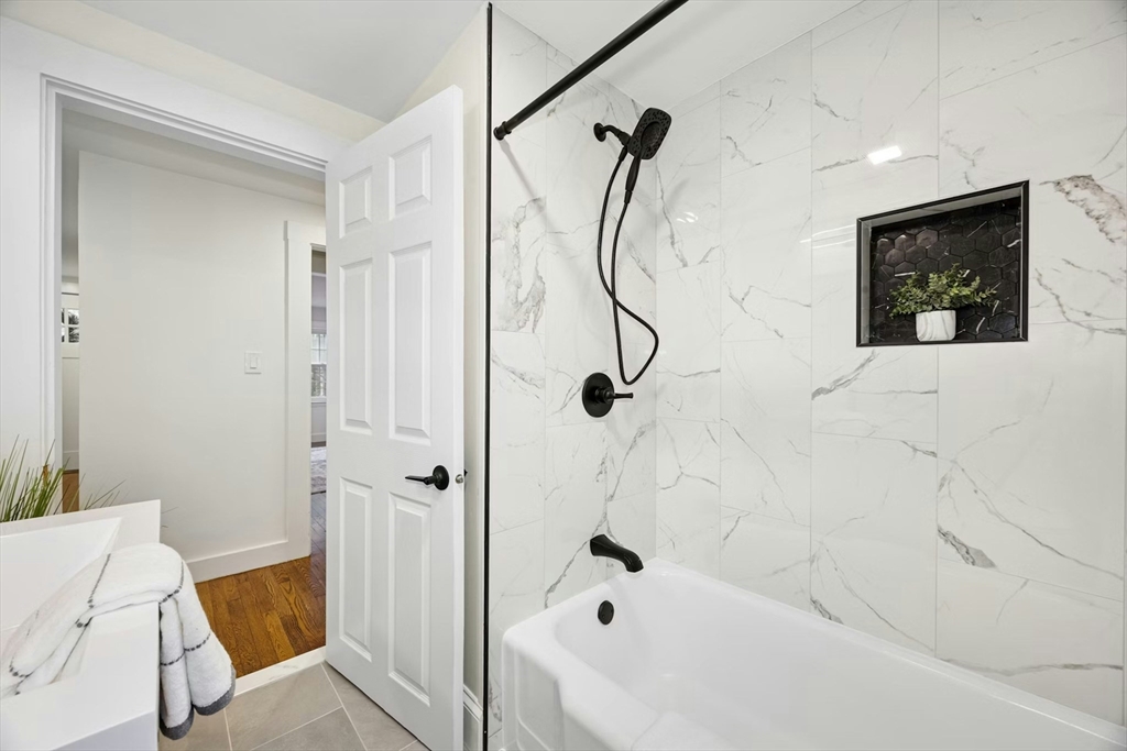 8 Old Farm Road Hanover, MA 02339 - Photo 24 of 38