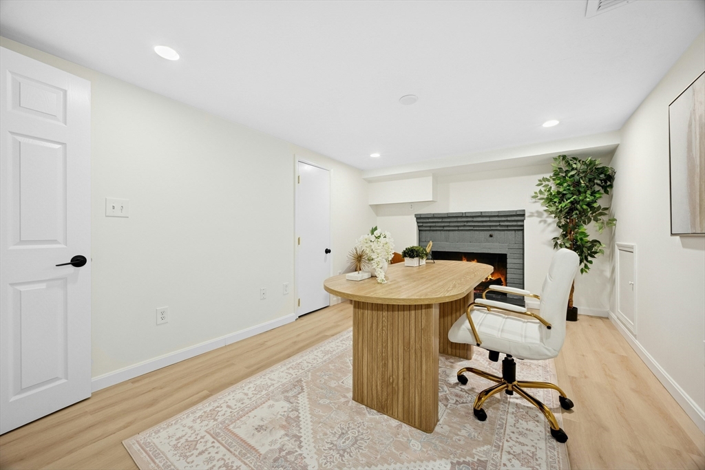 8 Old Farm Road Hanover, MA 02339 - Photo 29 of 38