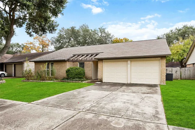 $2,550 | 22419 Deville Drive, Katy, TX 77450