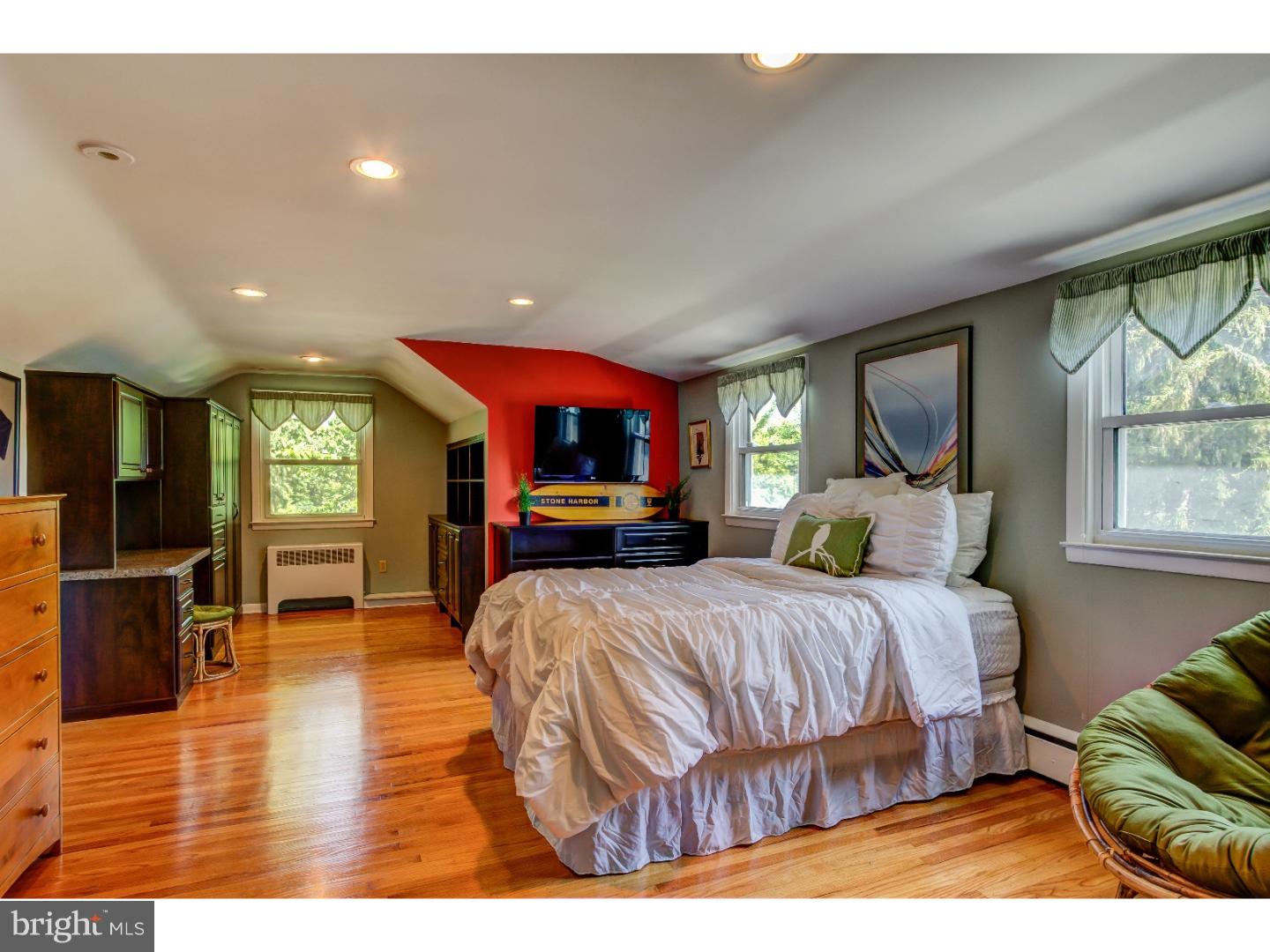1252 Thomas Road Wayne, PA 19087 - Photo 24 of 25 Bedroom 2