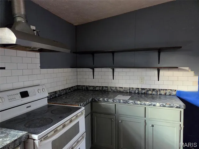 $100,000 | 442 Dollie Drive, Villa Ridge, MO 63089