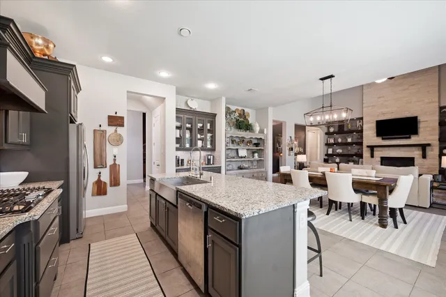 $560,000 | 7415 Tudor Heights Lane, Spring, TX 77379