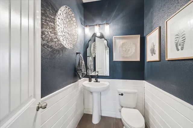 $560,000 | 7415 Tudor Heights Lane, Spring, TX 77379