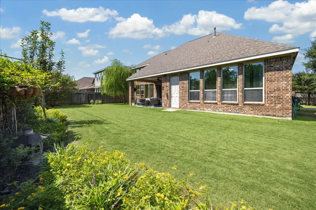 $560,000 | 7415 Tudor Heights Lane, Spring, TX 77379