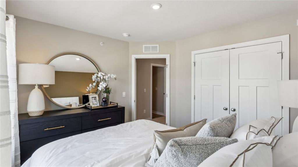 132 River Ridge Drive Coraopolis, PA 15108 - Photo 13 of 21 a bedroom with a bed and a dresser