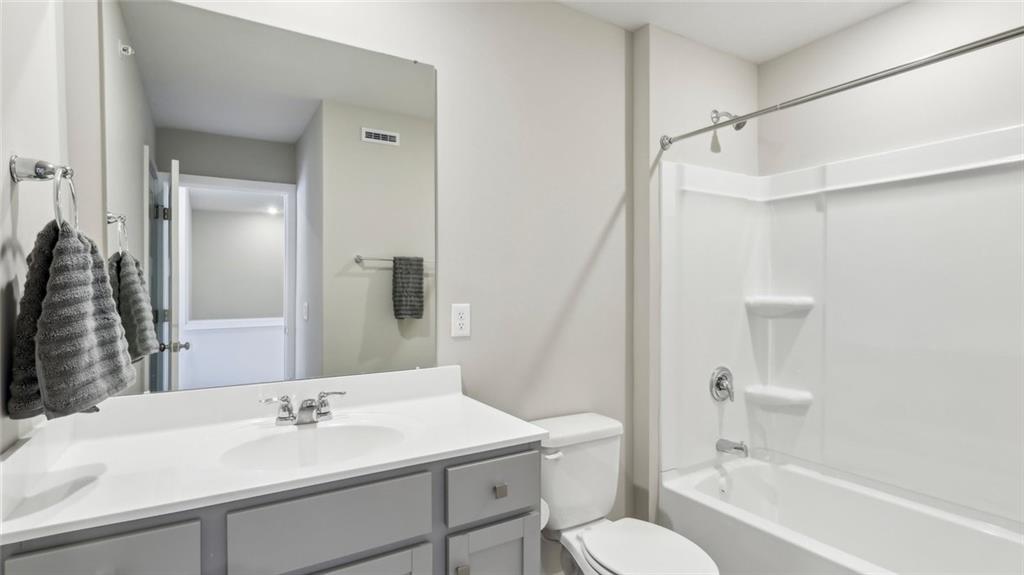 132 River Ridge Drive Coraopolis, PA 15108 - Photo 16 of 21 a bathroom with a sink toilet and shower