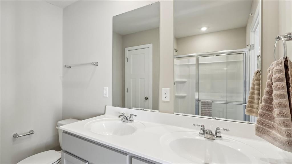 132 River Ridge Drive Coraopolis, PA 15108 - Photo 19 of 21 a bathroom with a sink toilet and shower