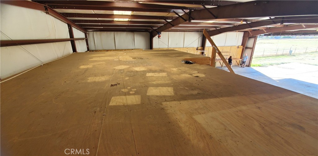 7486 Rodger Road Corning, CA 96021 - Photo 35 of 45 a view of a garage