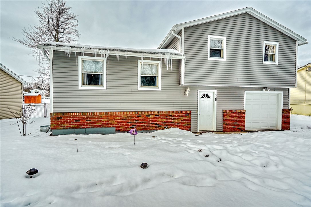 320 Cross Gates Road Greece, NY 14606 - Photo 2 of 36