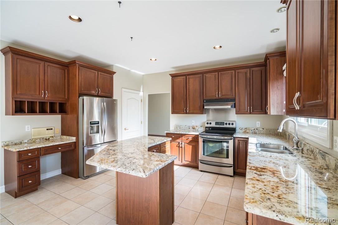 6602 Chatham Circle Rochester, MI 48306 - Photo 21 of 58 chatham-23.jpg