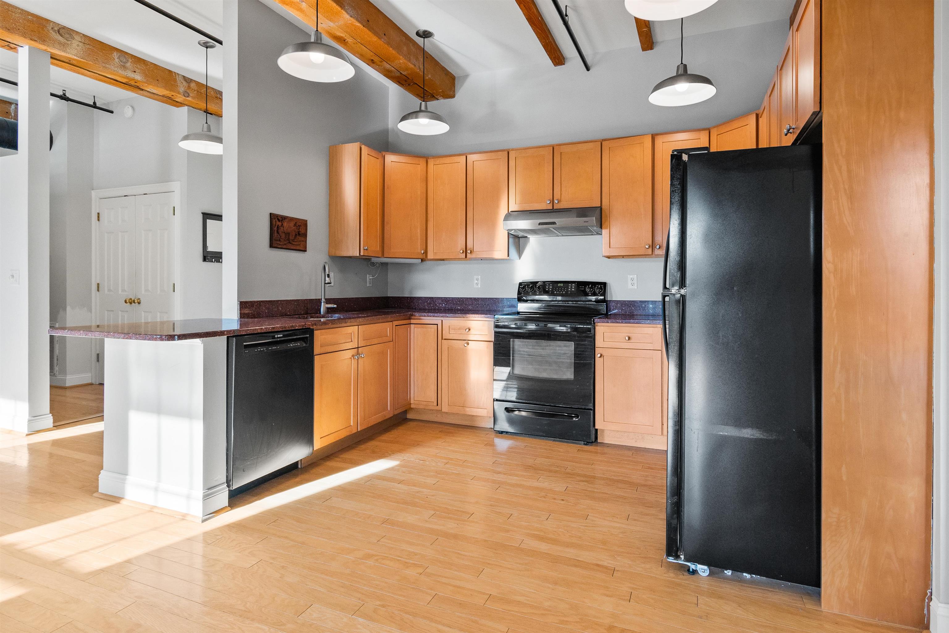 6 Bay Road, Unit 18 Newmarket, NH 03857 - Photo 16 of 40 Gallery Image 16