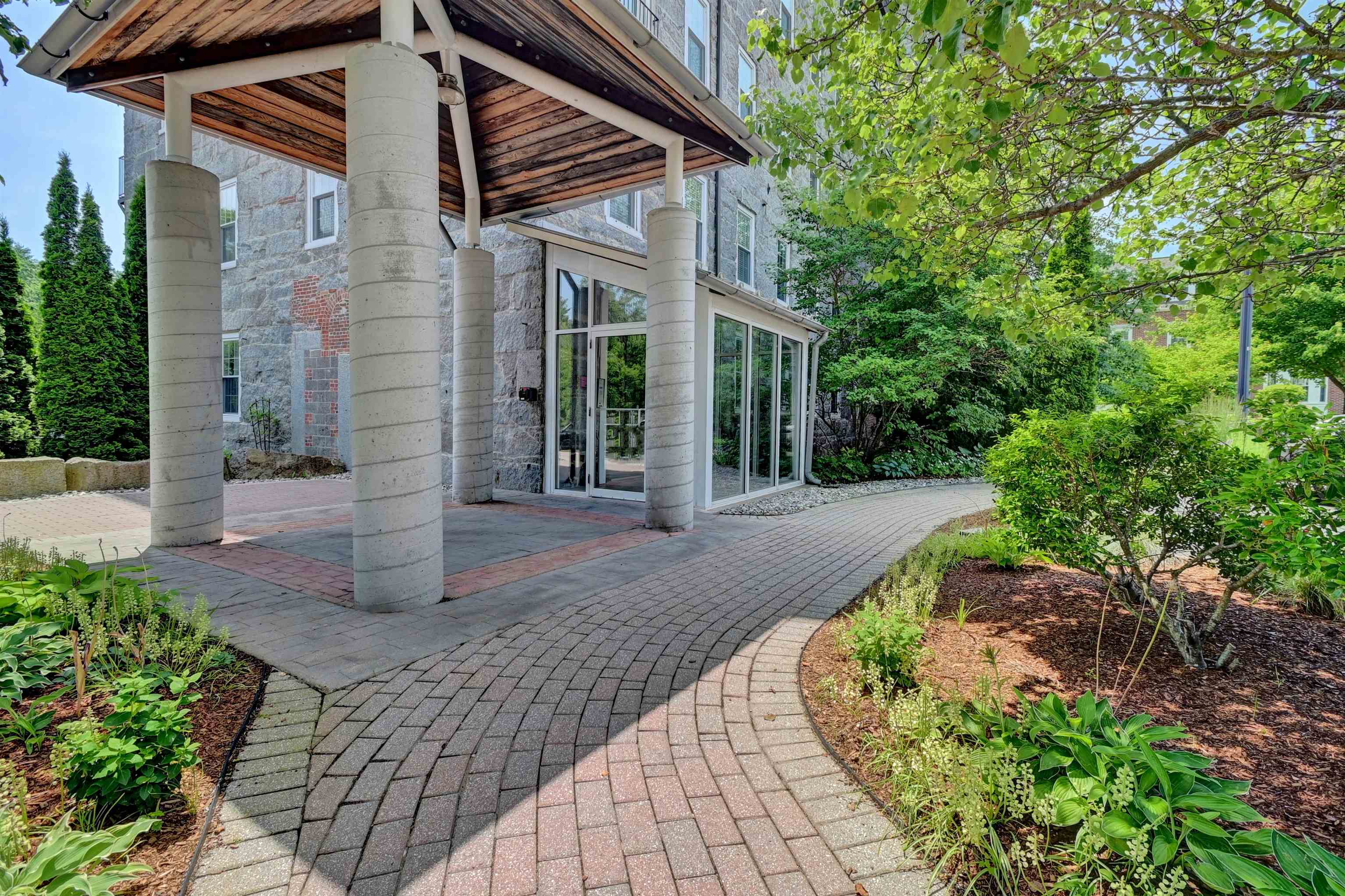 6 Bay Road, Unit 18 Newmarket, NH 03857 - Photo 8 of 40 Gallery Image 8