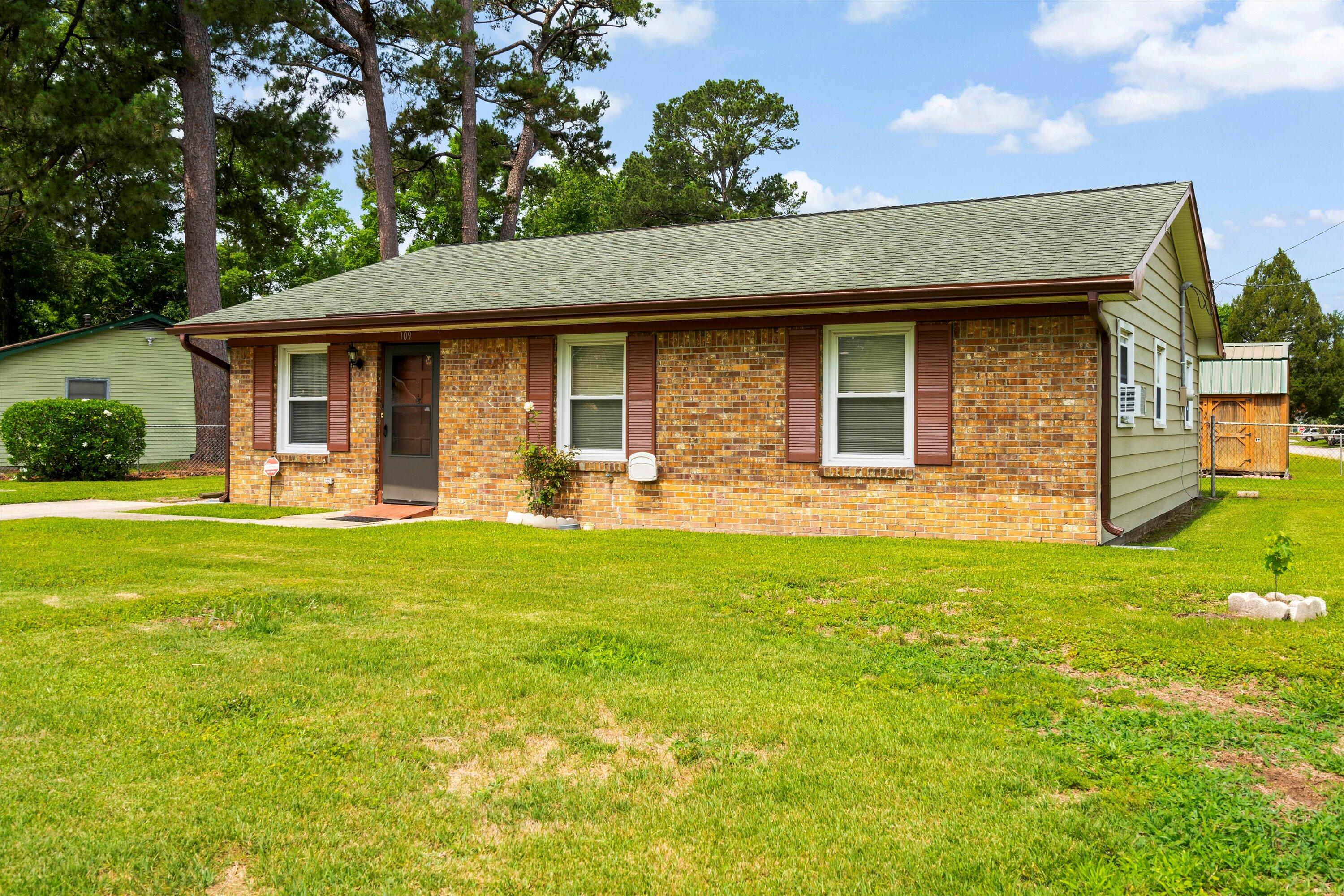 109 Rahway Road Goose Creek, SC 29445 - Photo 2 of 29 04-DSC01293