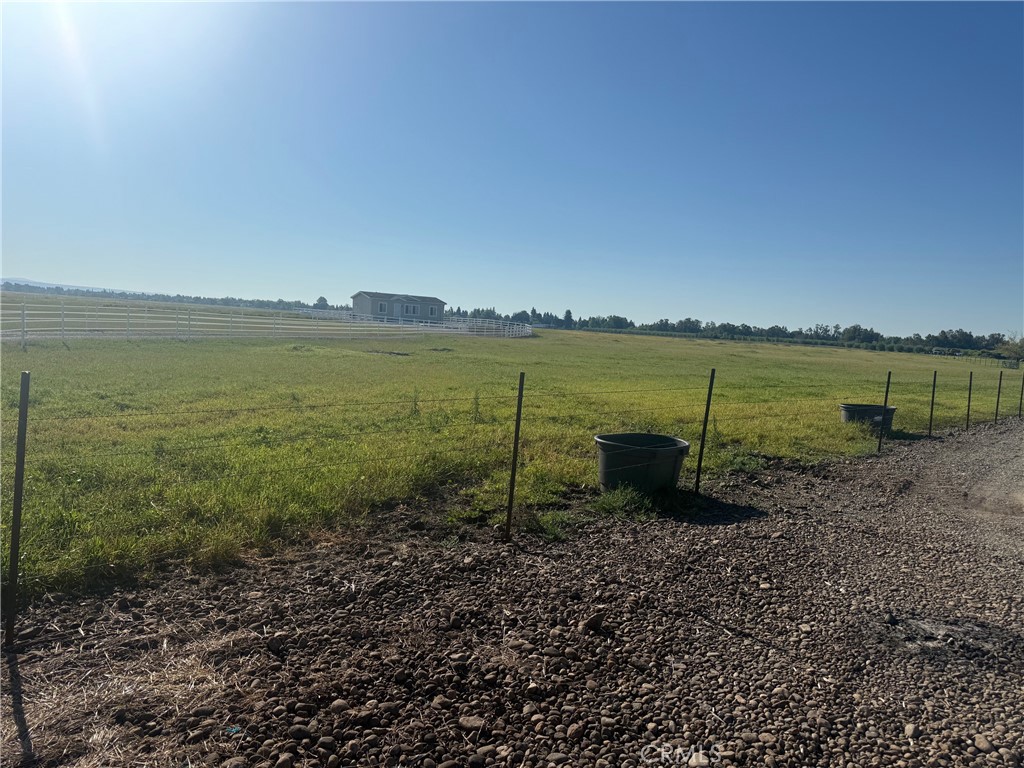 14450 Meridian Road Chico, CA 95973 - Photo 11 of 37 a view of outdoor space and city view