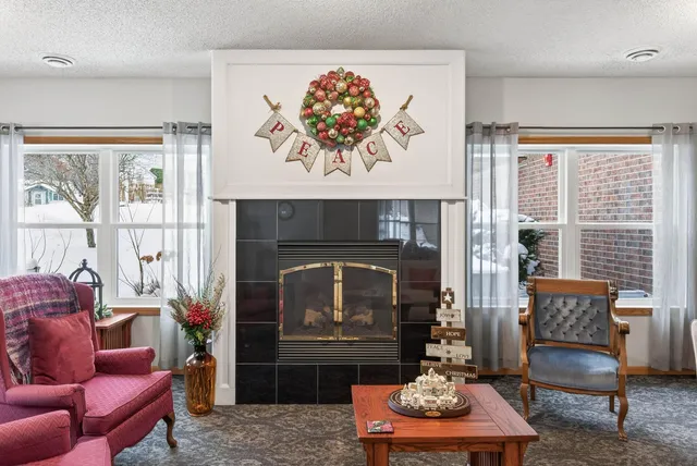 $148,500 | 2231 North Penn Place, Unit 124, North St. Paul, MN 55109