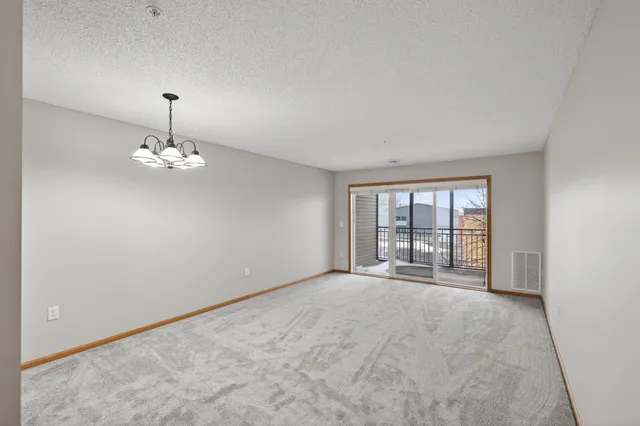 $148,500 | 2231 North Penn Place, Unit 124, North St. Paul, MN 55109