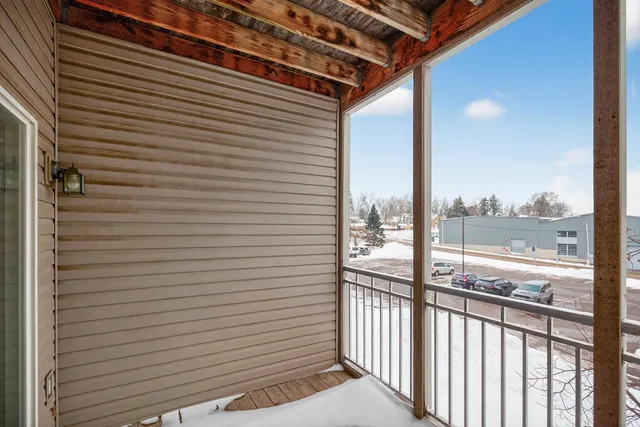 $148,500 | 2231 North Penn Place, Unit 124, North St. Paul, MN 55109