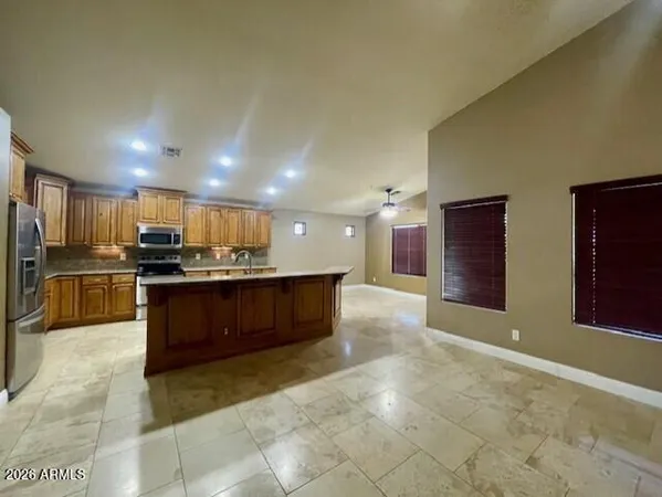 $2,355 | 34127 North Slate Creek Drive, San Tan Valley, AZ 85143