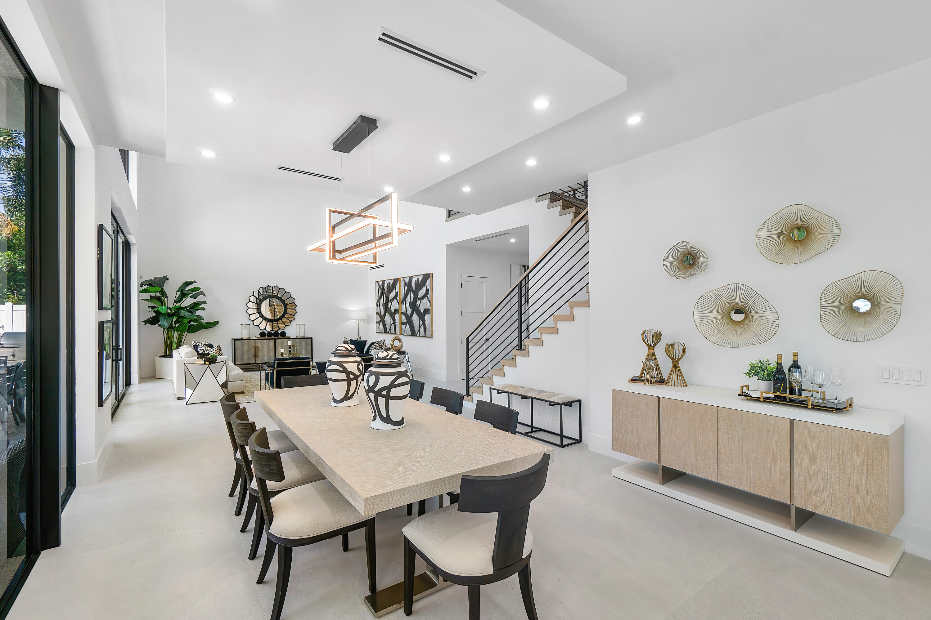 444 Northeast 5th Street Boca Raton, FL 33432 - Photo 12 of 45 011-444Northeast5thStreet-BocaRaton-FL-3