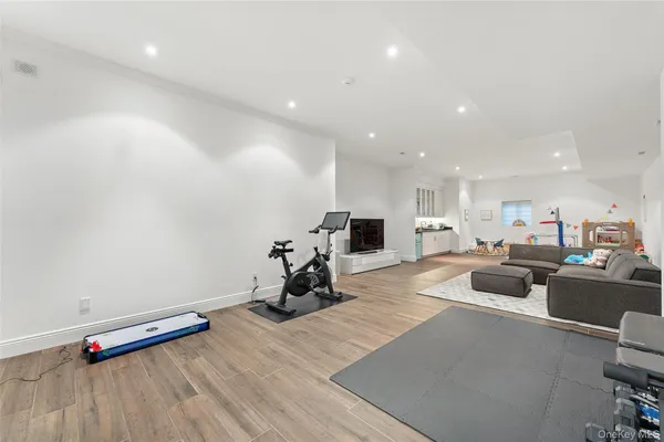 $23,500 | 20 Brookline Road, Scarsdale, NY 10583