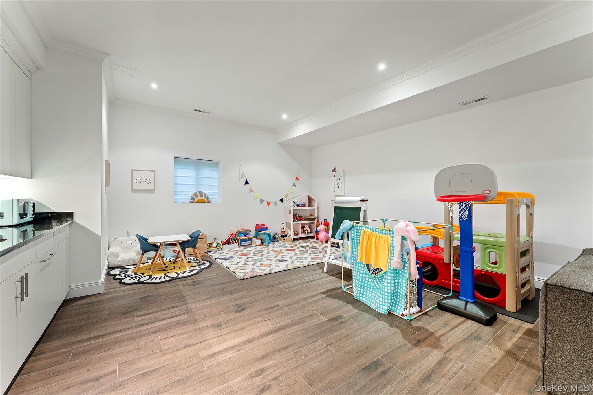 20 Brookline Road Scarsdale, NY 10583 - Photo 36 of 49