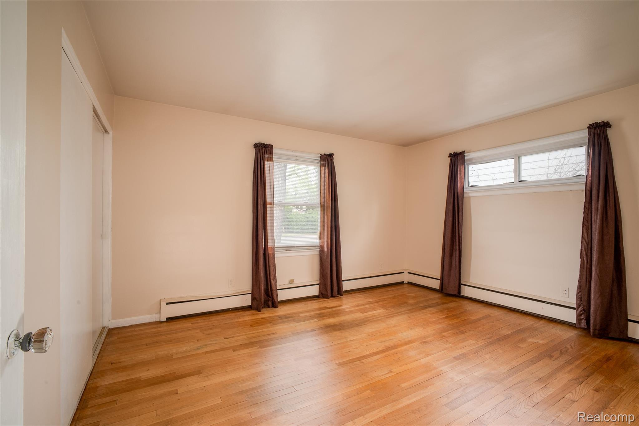 2423 Crooks Road Royal Oak, MI 48073 - Photo 23 of 36 18.jpg