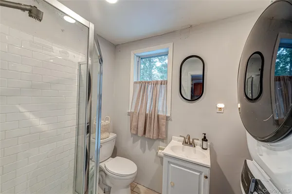 $682,723 | 14 Willoughby Place, West Islip, NY 11795