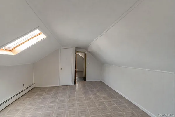 $682,723 | 14 Willoughby Place, West Islip, NY 11795