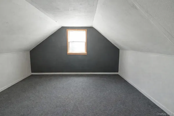 $682,723 | 14 Willoughby Place, West Islip, NY 11795