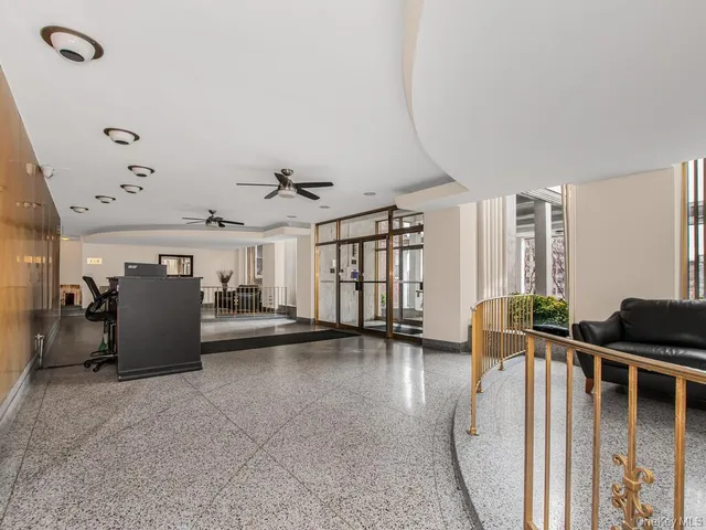 $155,000 | 601 Kappock Street, Unit 3R | Spuyten Duyvil