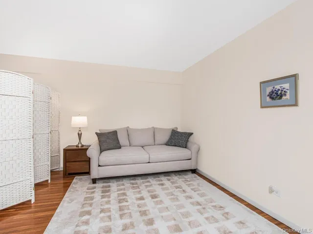$155,000 | 601 Kappock Street, Unit 3R | Spuyten Duyvil