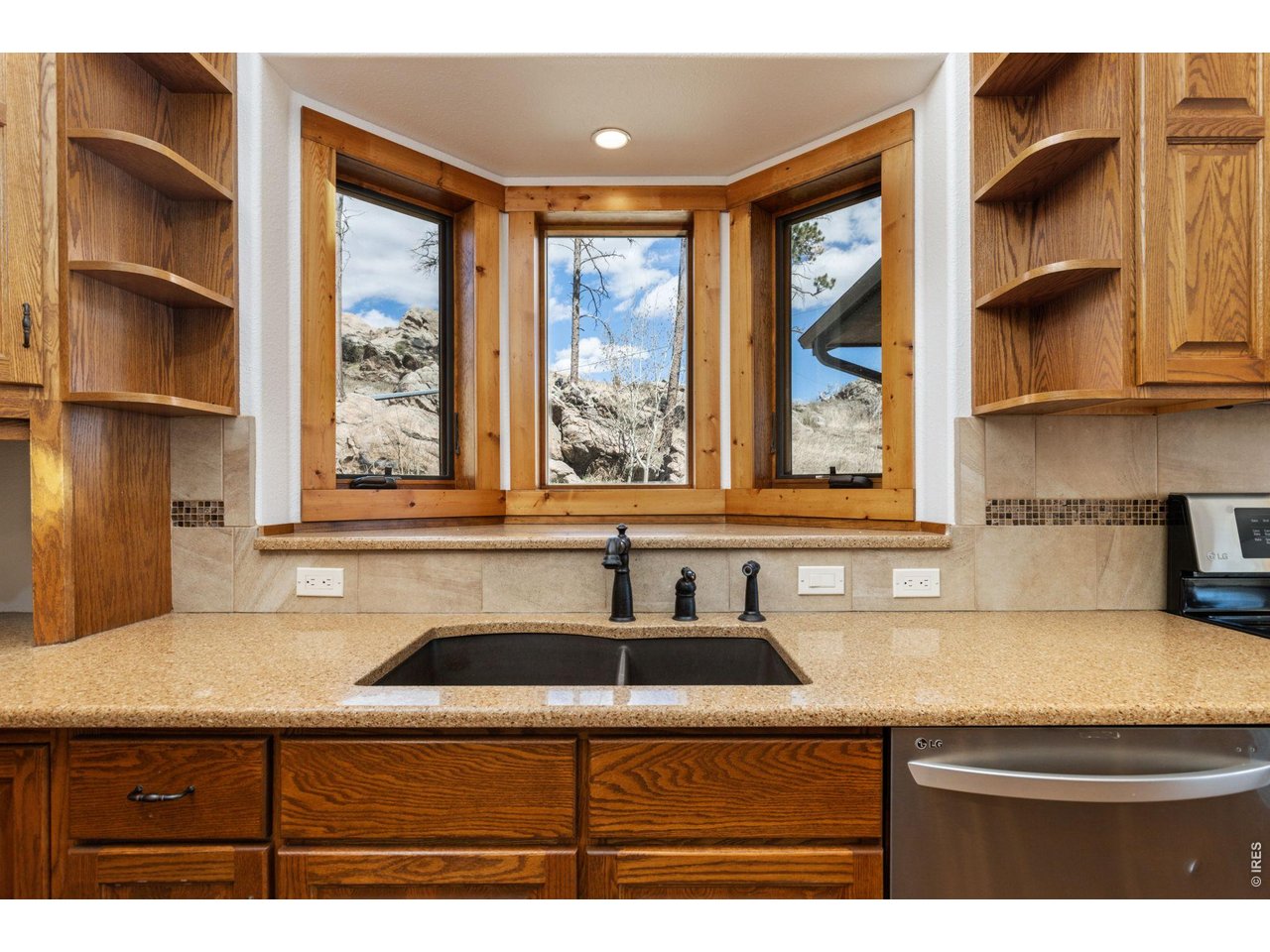3069 Davis Ranch Road Bellvue, CO 80512 - Photo 14 of 39 Gallery Image 14